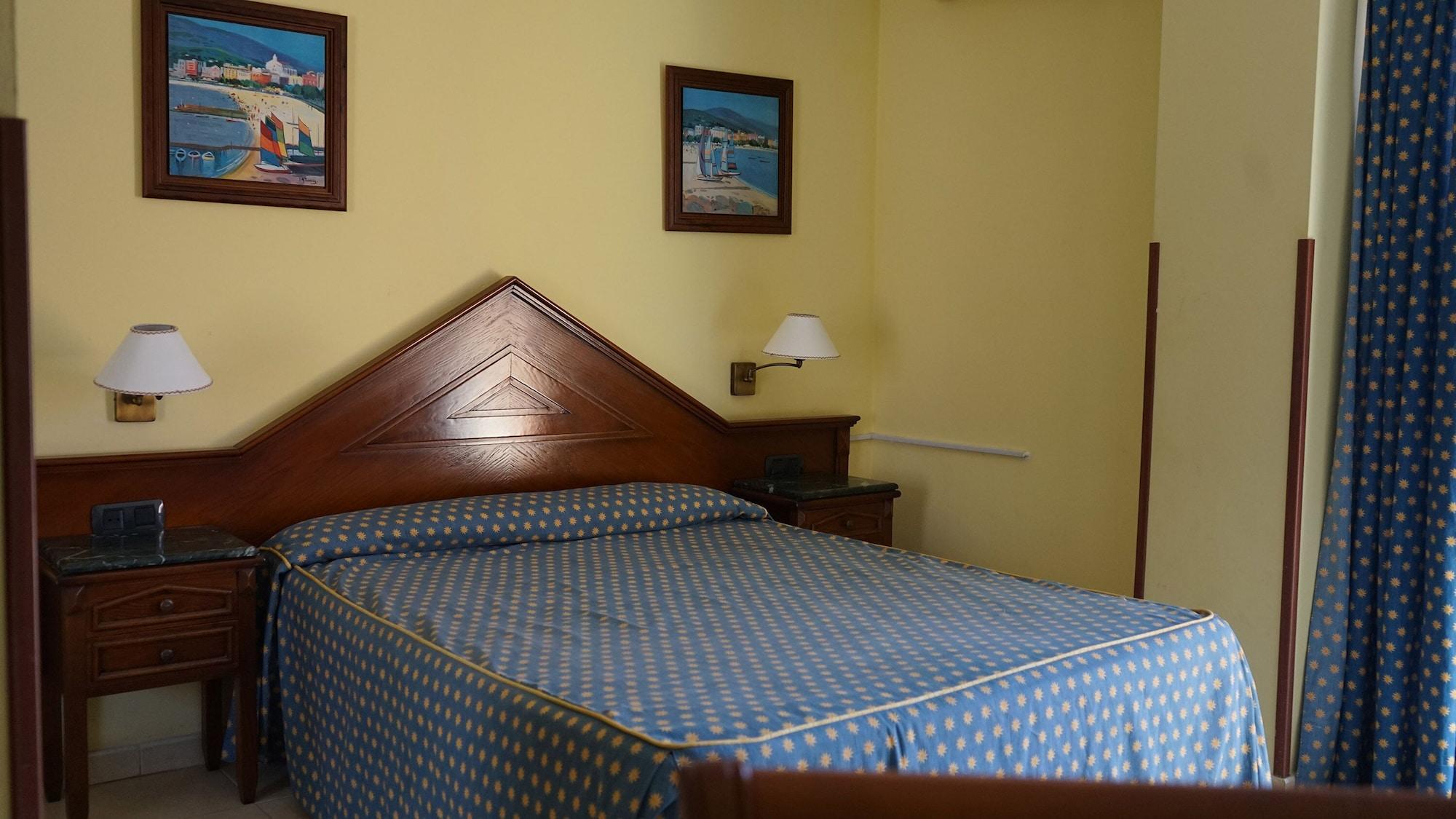 Hotel Vistamar Benalmádena Kültér fotó